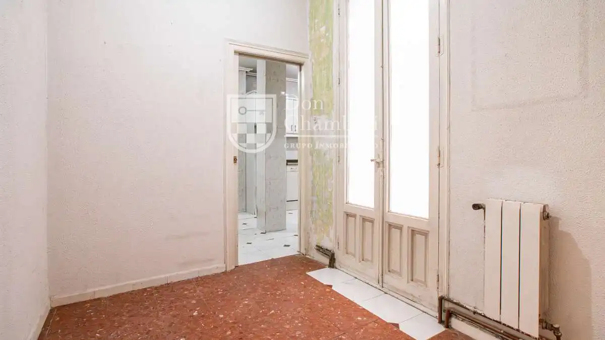Flat for sale in Madrid  with Heating, Storage room and Balcony