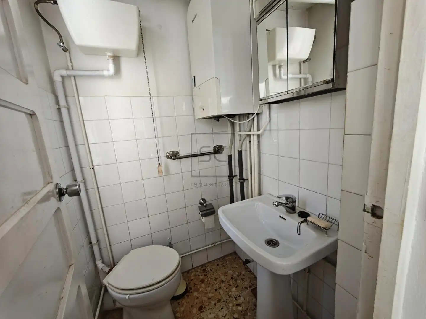Baño de Piso en venta en Ferrol con Calefacción, Trastero y Amueblado