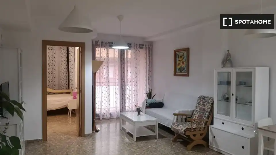 Fotografía del inmueble reportado: 1.250 €/mes — En Corts – Doctor Waksman, Valencia