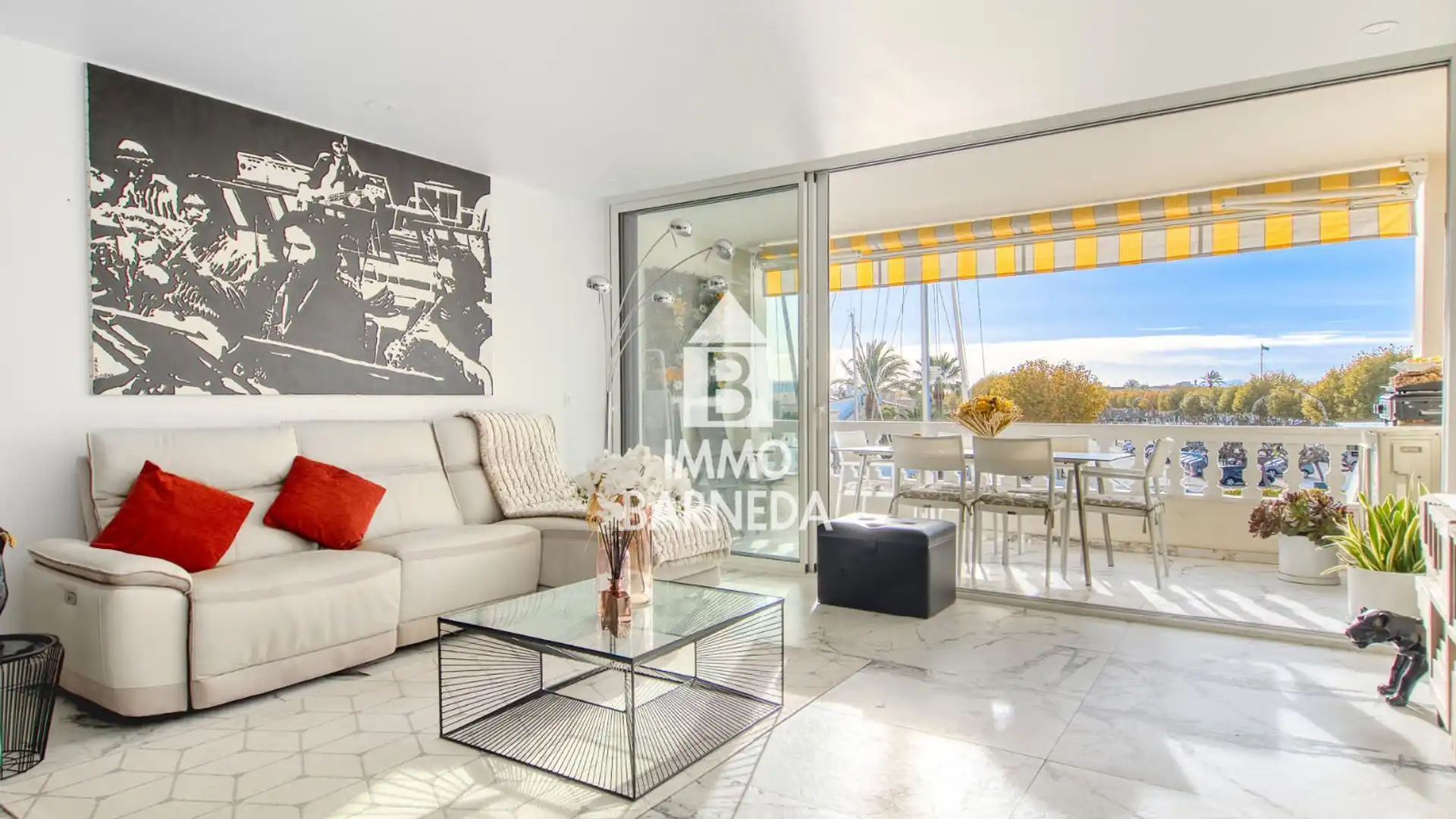 Vista exterior de Piso en venta en Empuriabrava con Aire acondicionado, Calefacción y Terraza