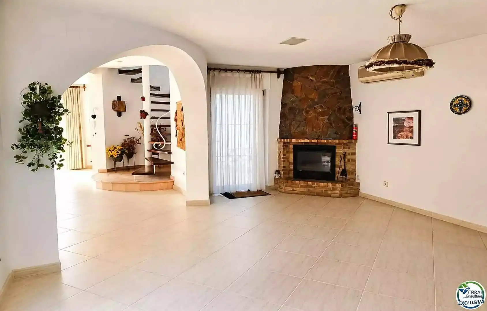 Sala de estar de Casa o chalet en venta en Empuriabrava con Aire acondicionado, Calefacción y Trastero