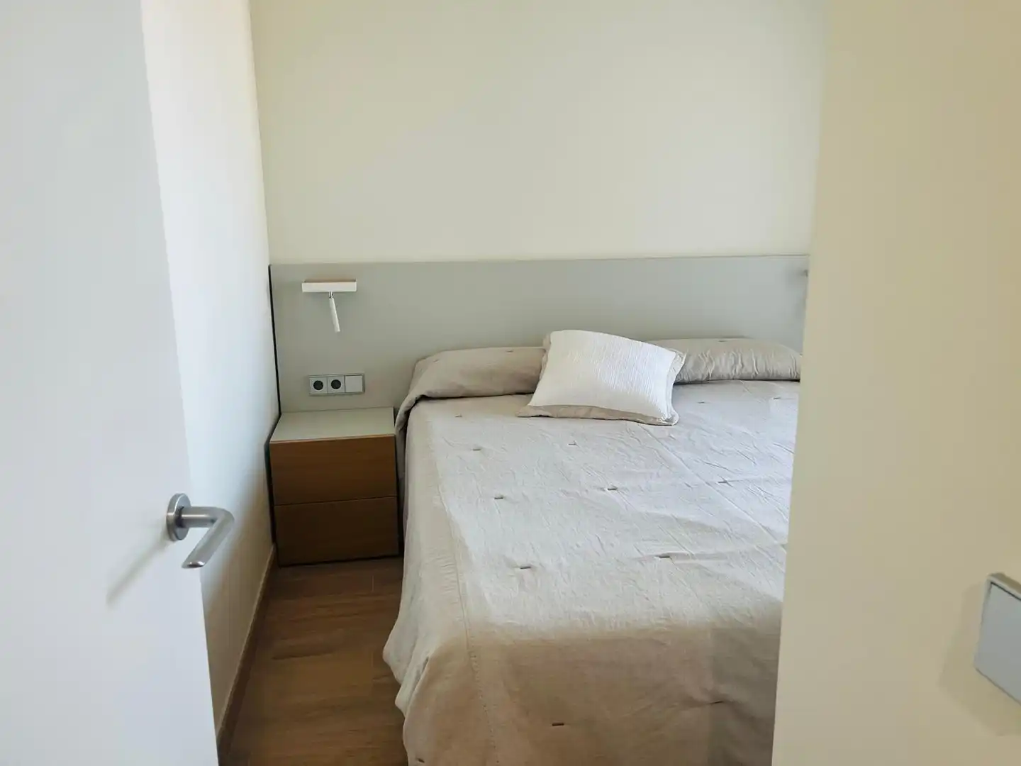 Habitación de Apartamento en venta en Palamós con Aire acondicionado, Calefacción y Terraza
