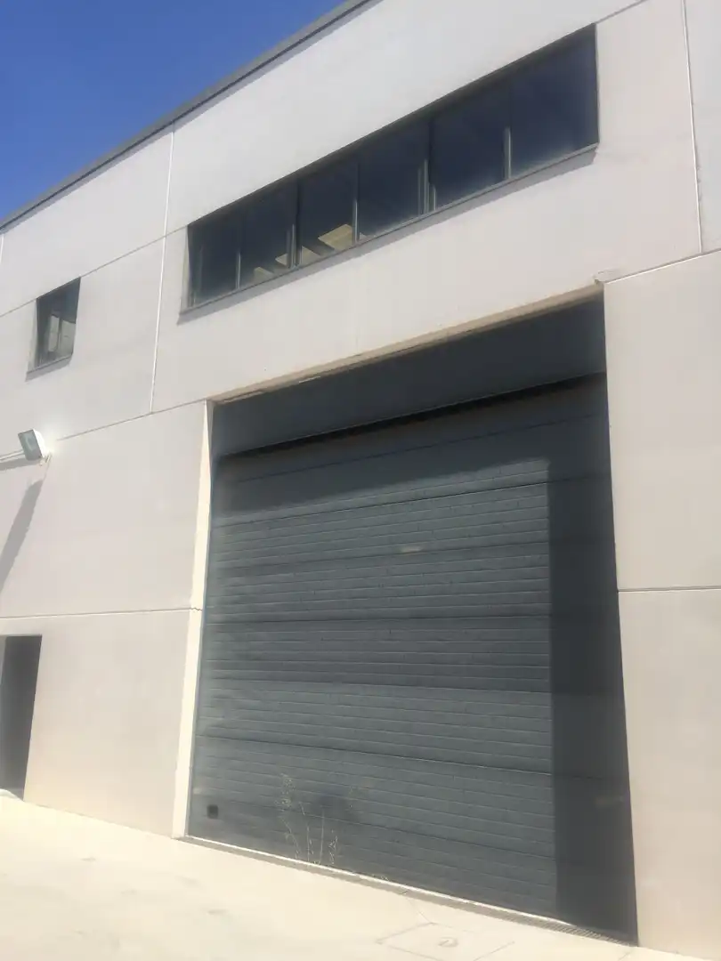 Nau industrial en venda a Calle Plomo, imagen 3