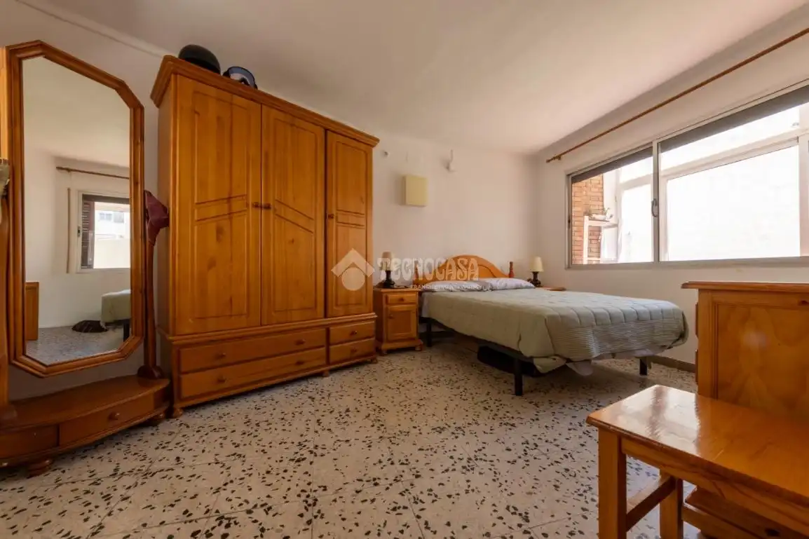 Habitación de Estudio en venta en Tarragona con Calefacción y Balcón