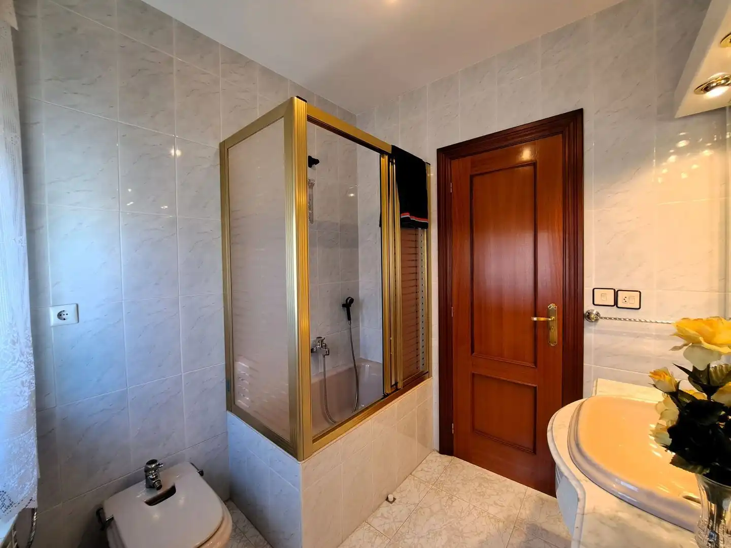 Bathroom of Houses for sale in San Esteban de la Sierra  with Terrace and Storage room