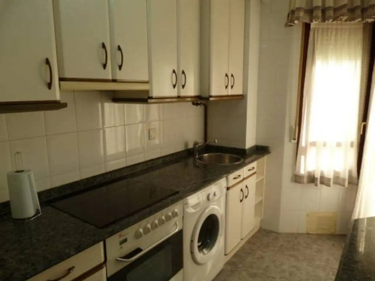 Cocina de Apartamento de alquiler en Noja con Calefacción, Amueblado y Piscina comunitaria