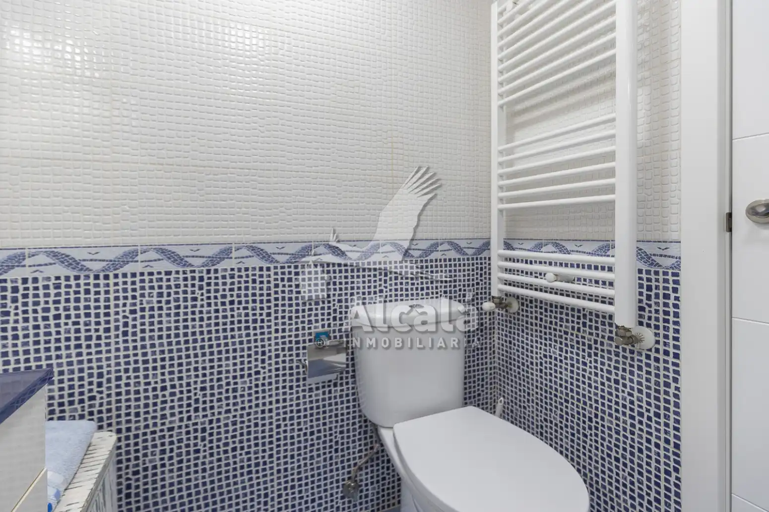Bathroom of Flat for sale in Alcalá de Henares  with Heating