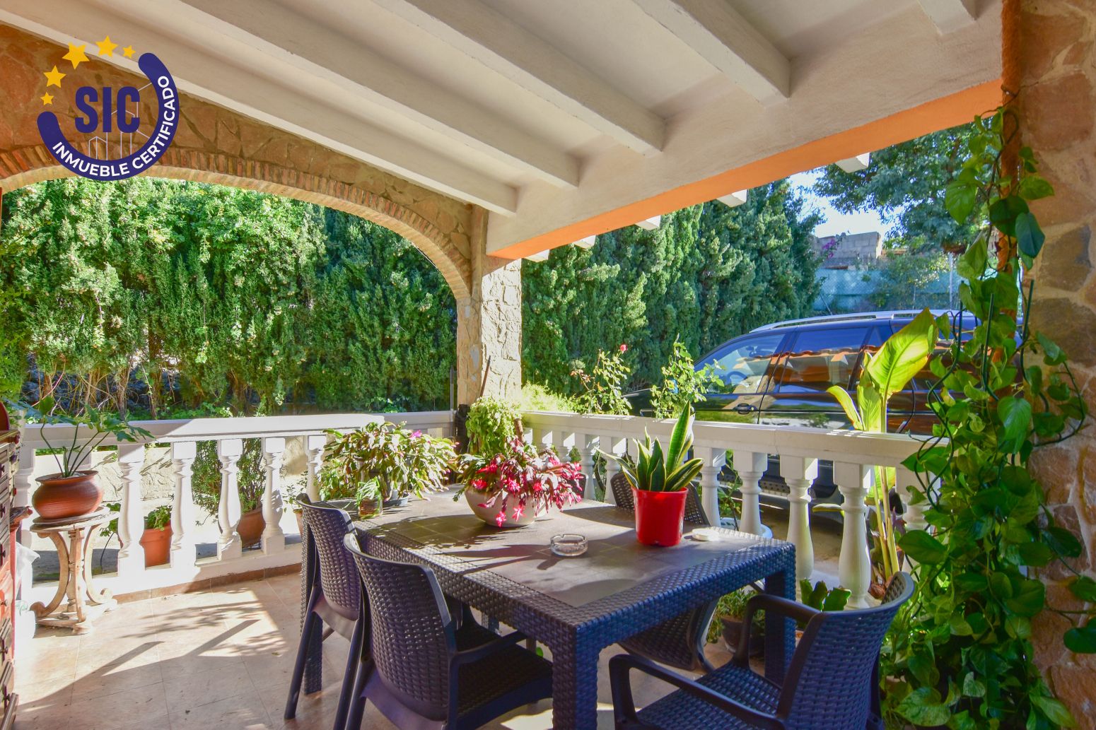 Garden of House or chalet for sale in Alfarp  with Air Conditioner, Heating and Private garden