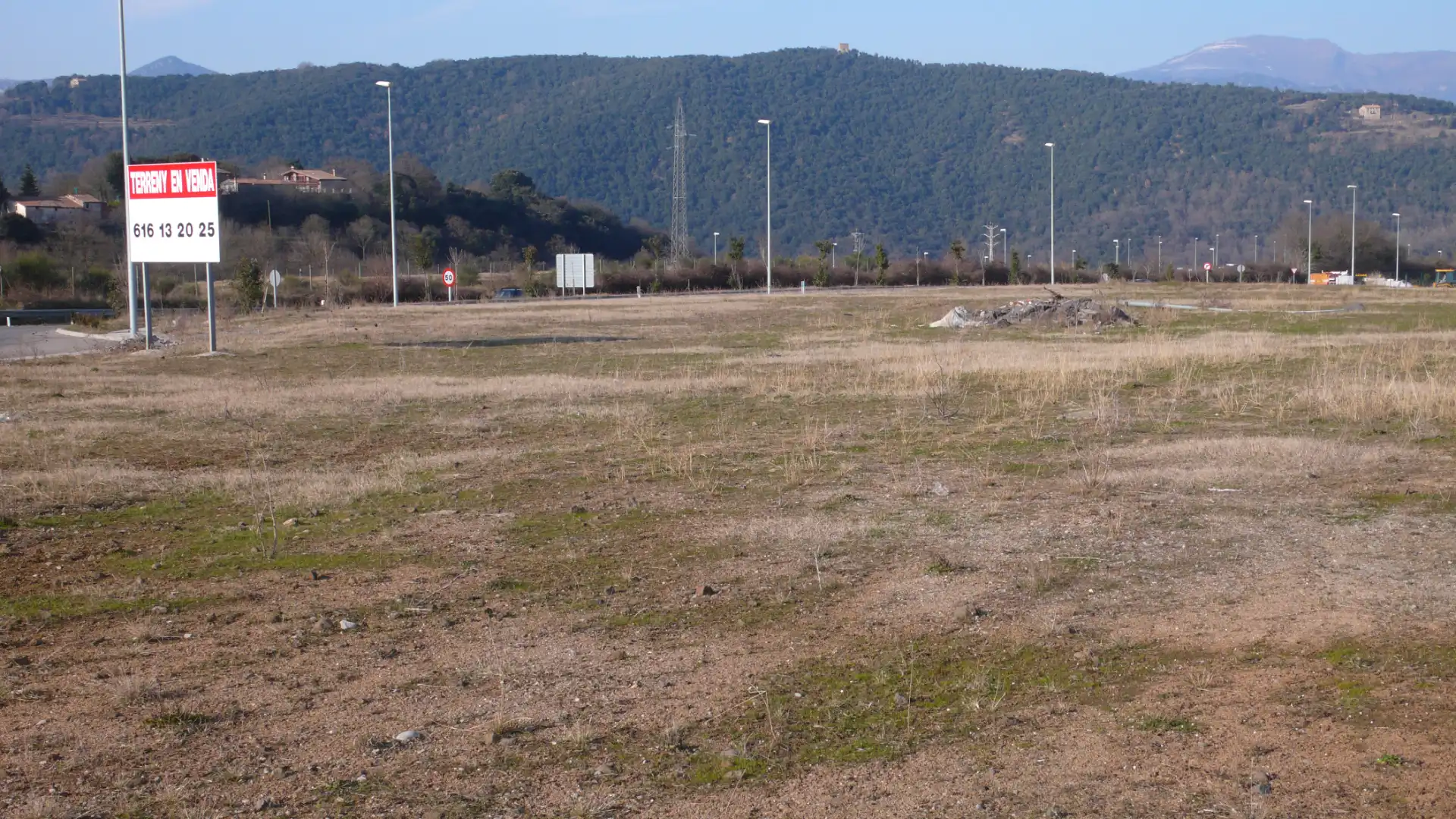 Terreny industrial en venda a Sant Joan Les Fonts