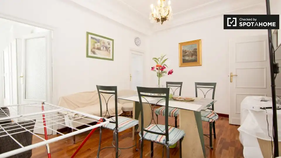 Habitación en Ibiza de Madrid