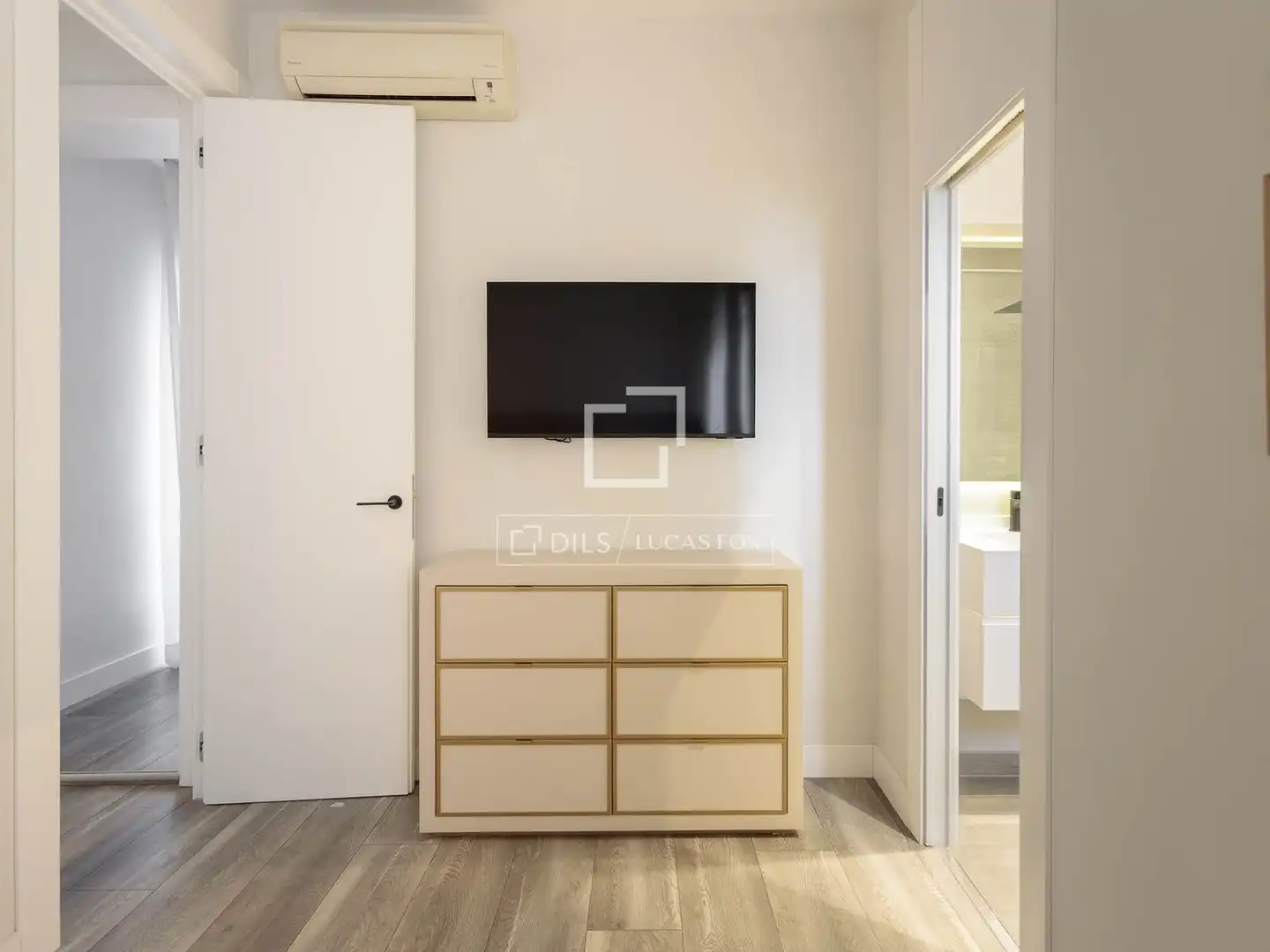 Bedroom of Flat for rent in Barrio de Salamanca