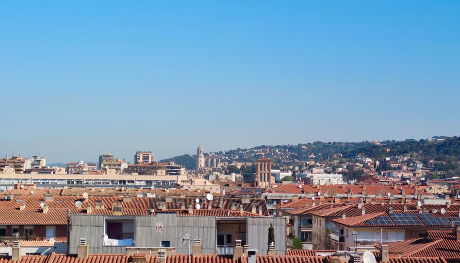 Foto 1 de Dúplex en venda a Carrer Marquès de Caldes de Montbui, Eixample Sud – Migdia, Girona