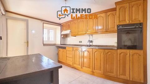 Foto 4 de Casa adosada en venda a Castell, 2, Almenar, Lleida