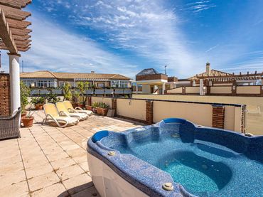 Penthouse mit Pool zum Verkauf in Calle Severiano Ballesteros de Riviera
