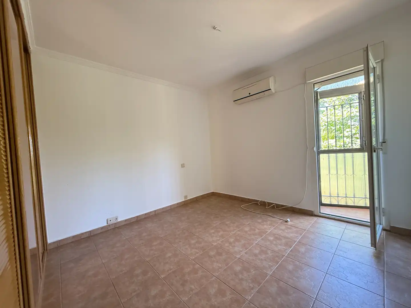 Schlafzimmer von Einfamilien-Reihenhaus zum Verkauf in Rivas-Vaciamadrid mit Klimaanlage, Heizung und Privatgarten