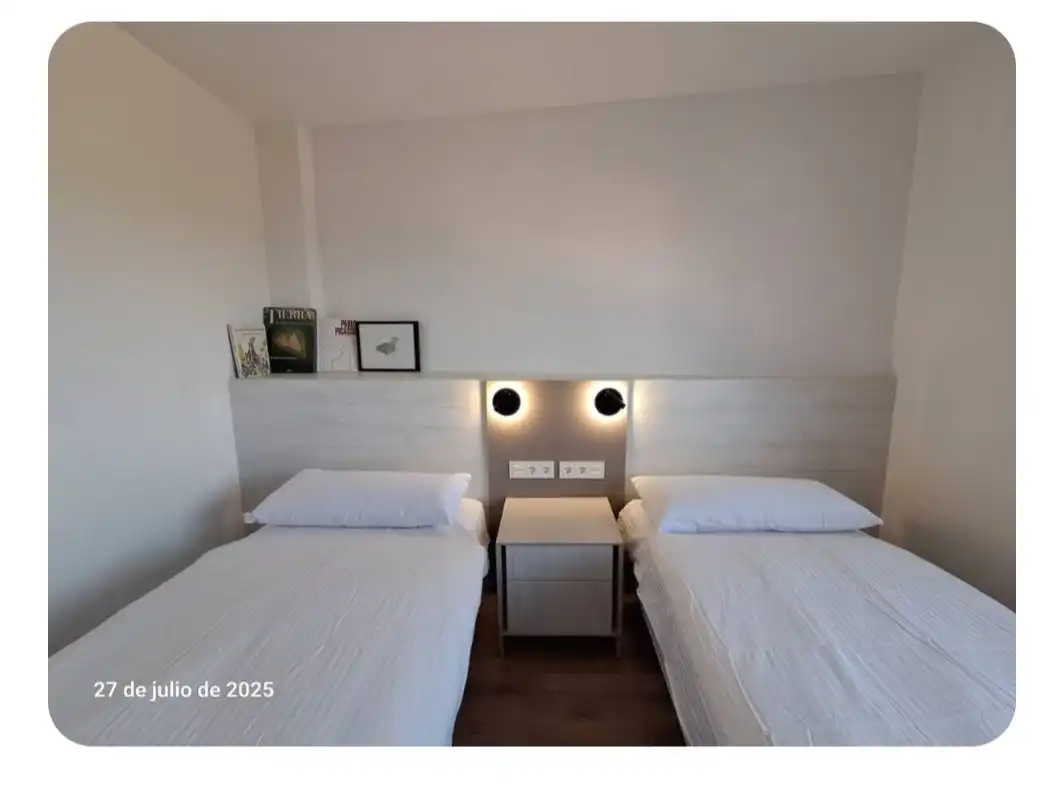 Bedroom of Flat for rent in Lumbrales  with Air Conditioner, Heating and Terrace
