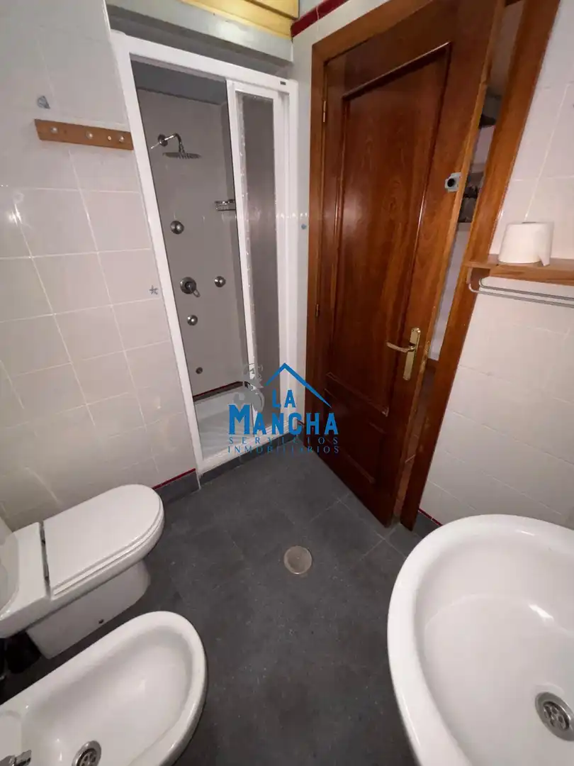 Baño de Ático en venta en Albacete con Aire acondicionado, Calefacción y Terraza