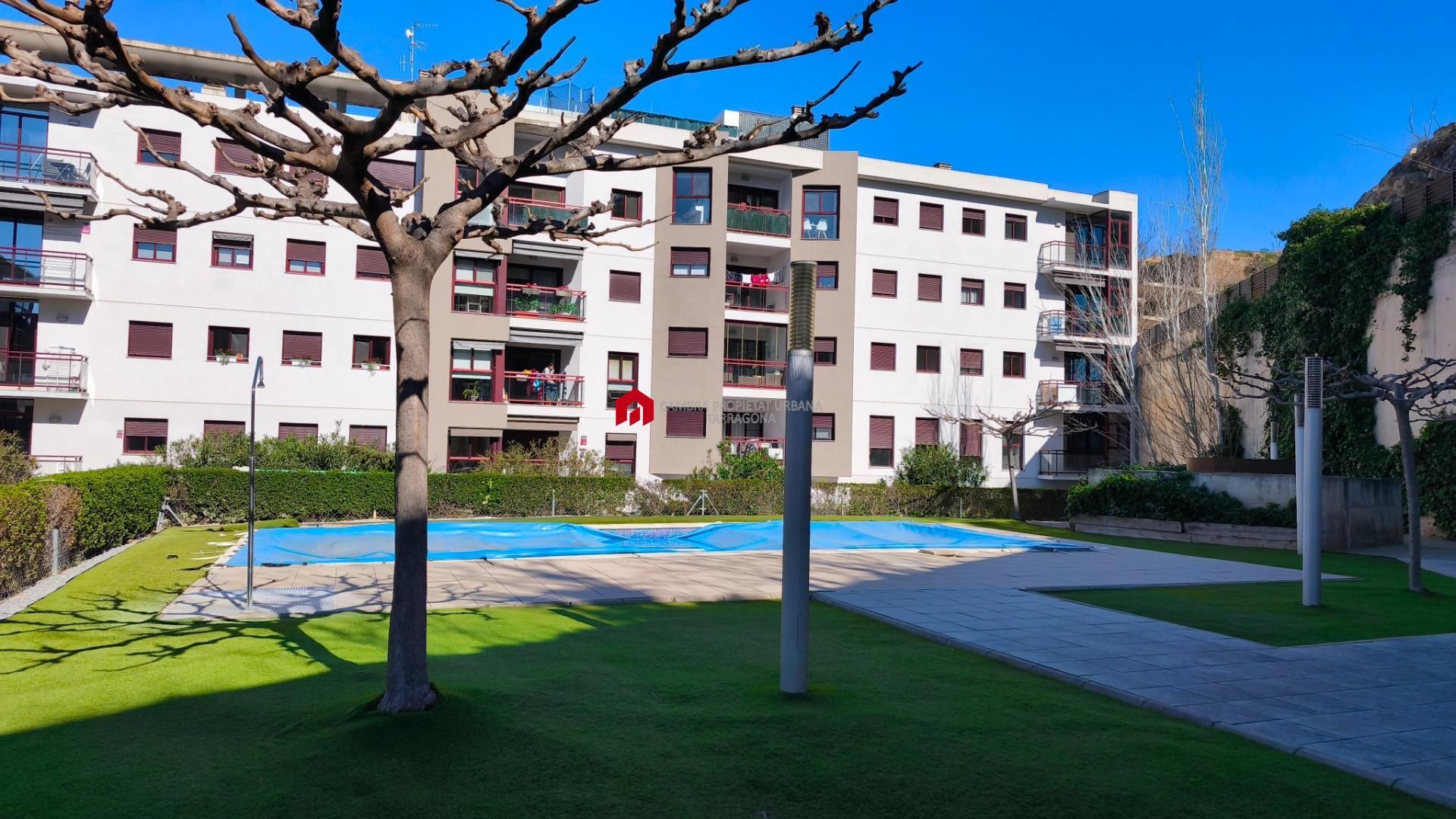 Piscina de Pis en venda en Tortosa amb Aire condicionat, Parquet i Piscina