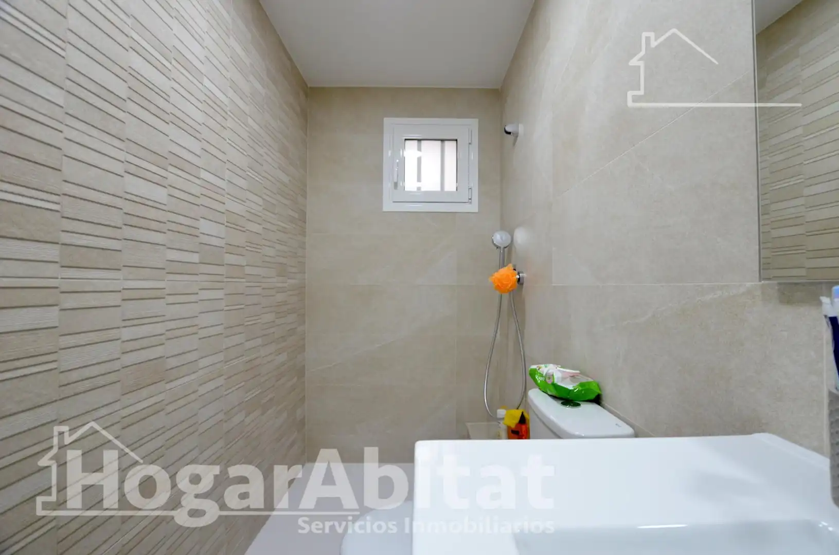 Bathroom of Flat for sale in Cullera  with Air Conditioner, Storage room and Balcony