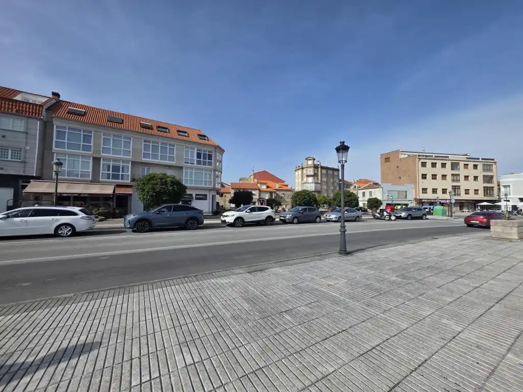 Exterior view of Flat for sale in Vilanova de Arousa  with Parquet flooring, Furnished and Balcony