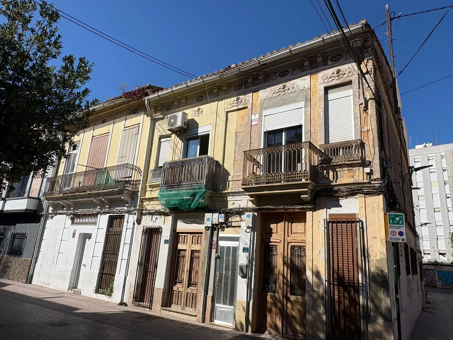 Exterior view of Flat for sale in  Valencia Capital  with Balcony