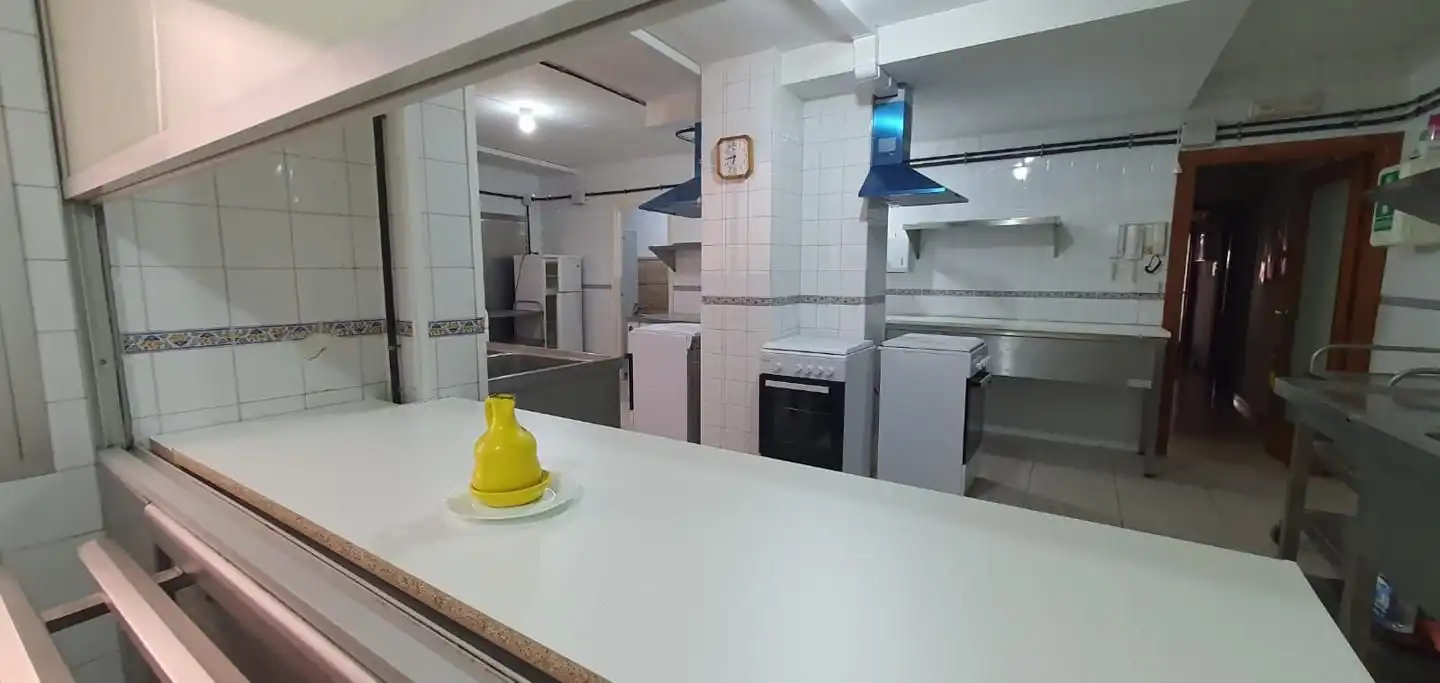 Estudio de alquiler en Calle Calle Melchor Almagro, Centro - Sagrario
