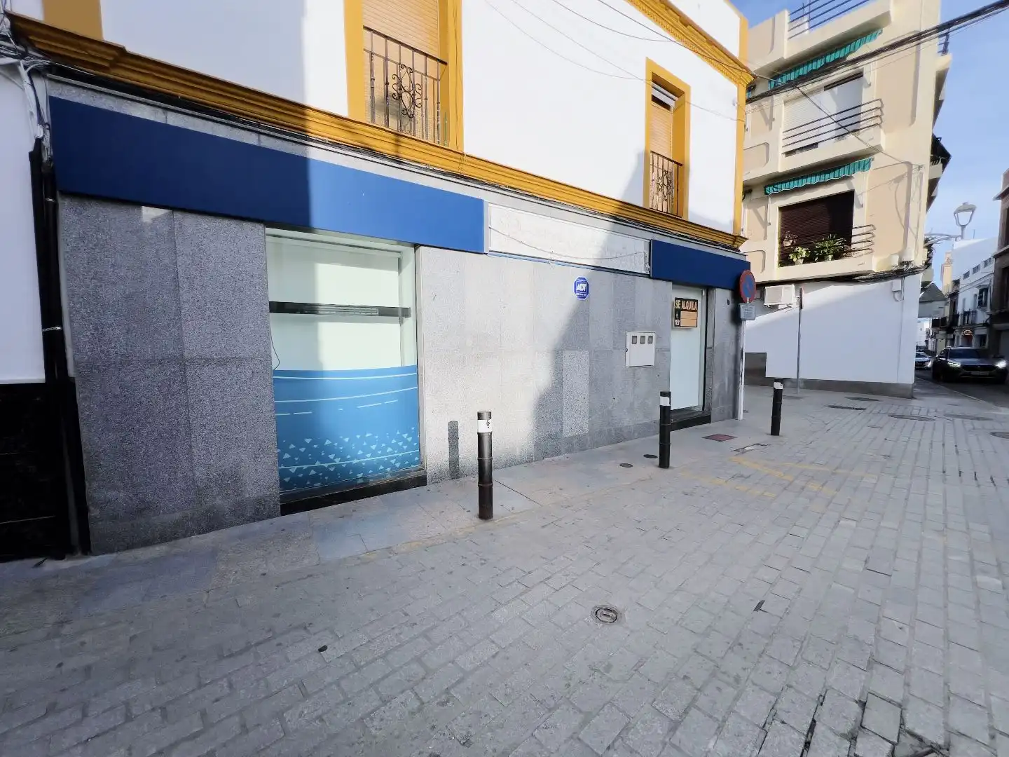 Vista exterior de Local de alquiler en Los Palacios y Villafranca con Aire acondicionado