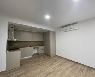 Kitchen of Flat to rent in Llinars del Vallès  with Air Conditioner and Terrace