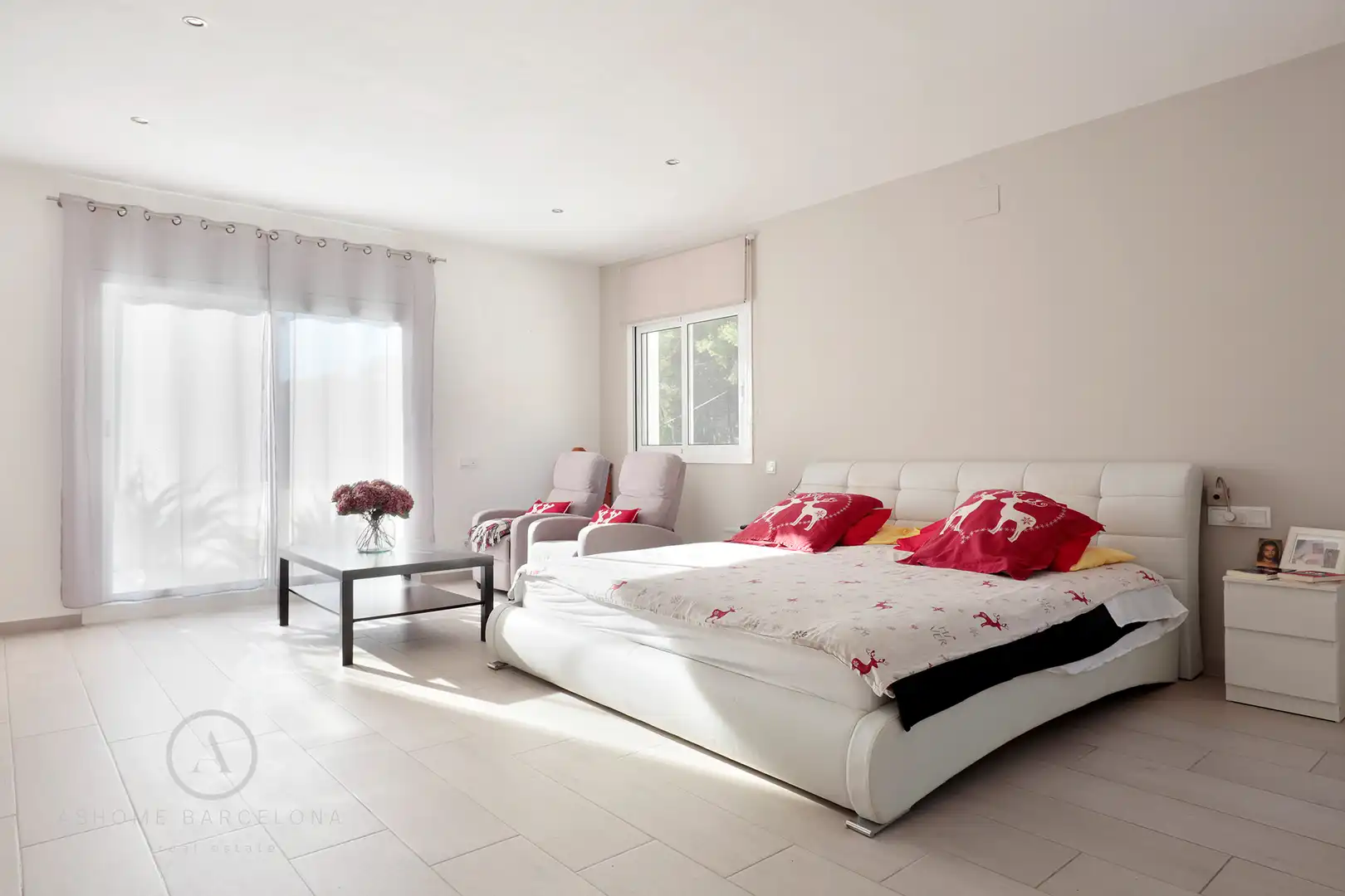 Habitación de Casa o chalet en venta en Castelldefels con Aire acondicionado, Jardín privado y Terraza