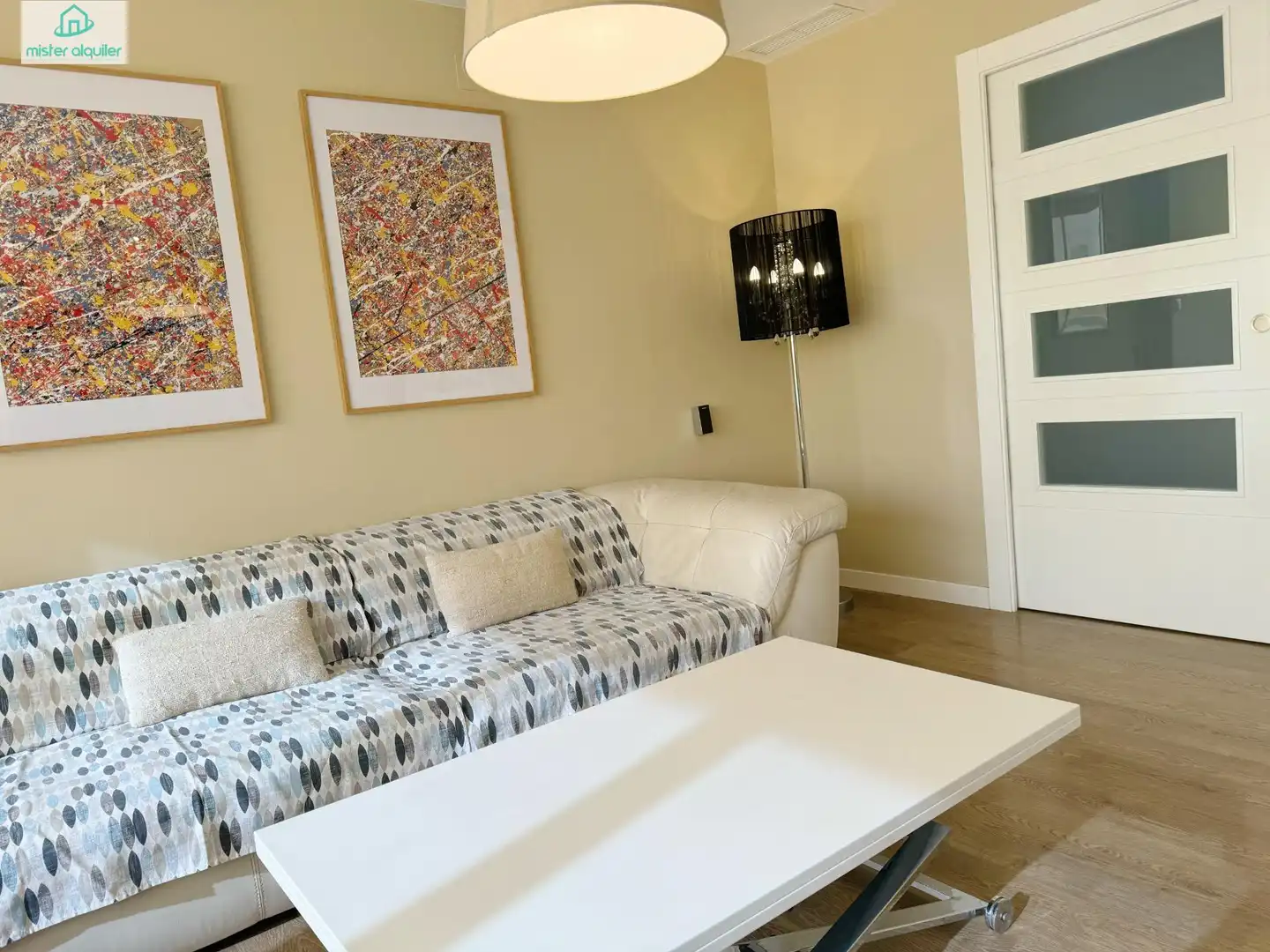 Sala de estar de Apartamento de alquiler en Sant Joan d'Alacant con Aire acondicionado, Jardín privado y Terraza