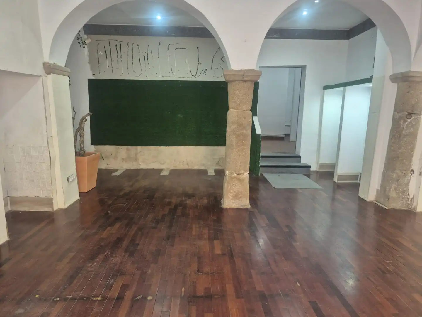Gewerbefläche zur Miete in Calle San Ildefonso, imagen 2