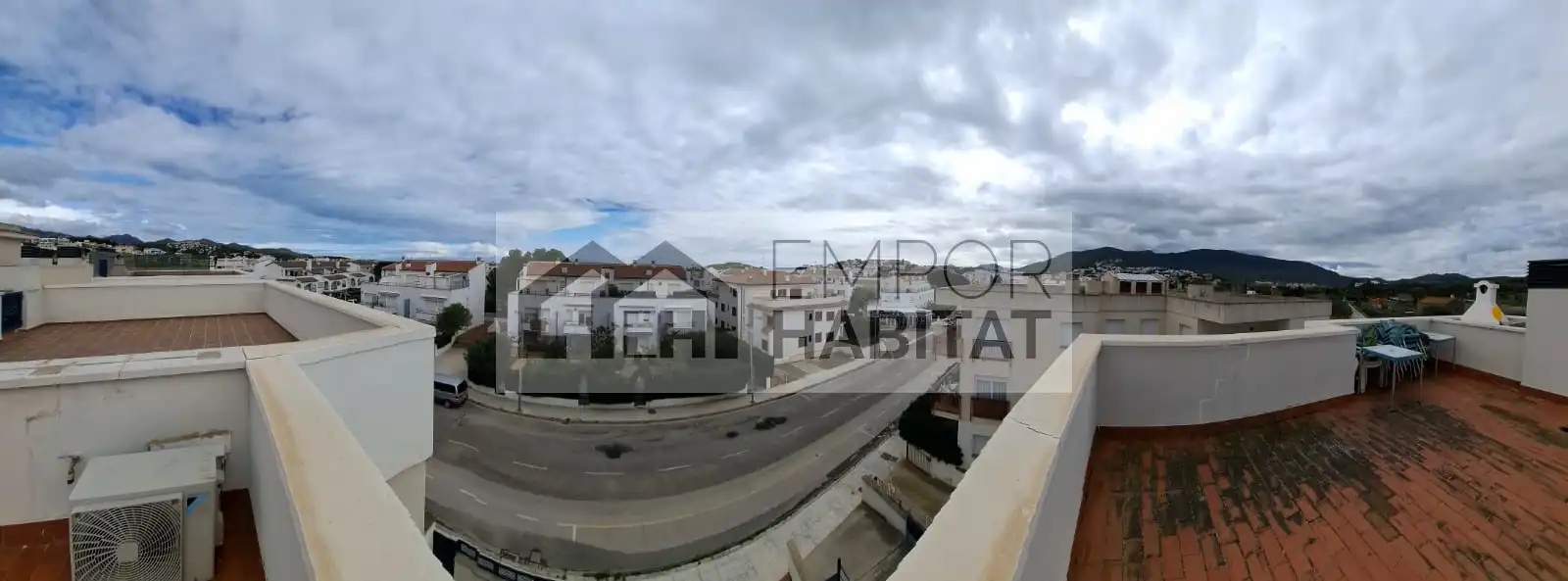 Exterior view of Apartments for sale in Llançà  with Air Conditioner, Terrace and Furnished