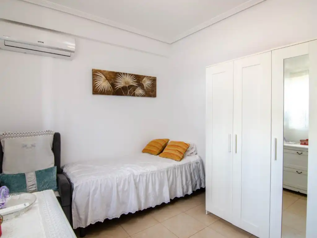 Dormitori de Casa o xalet en venda en La Rinconada