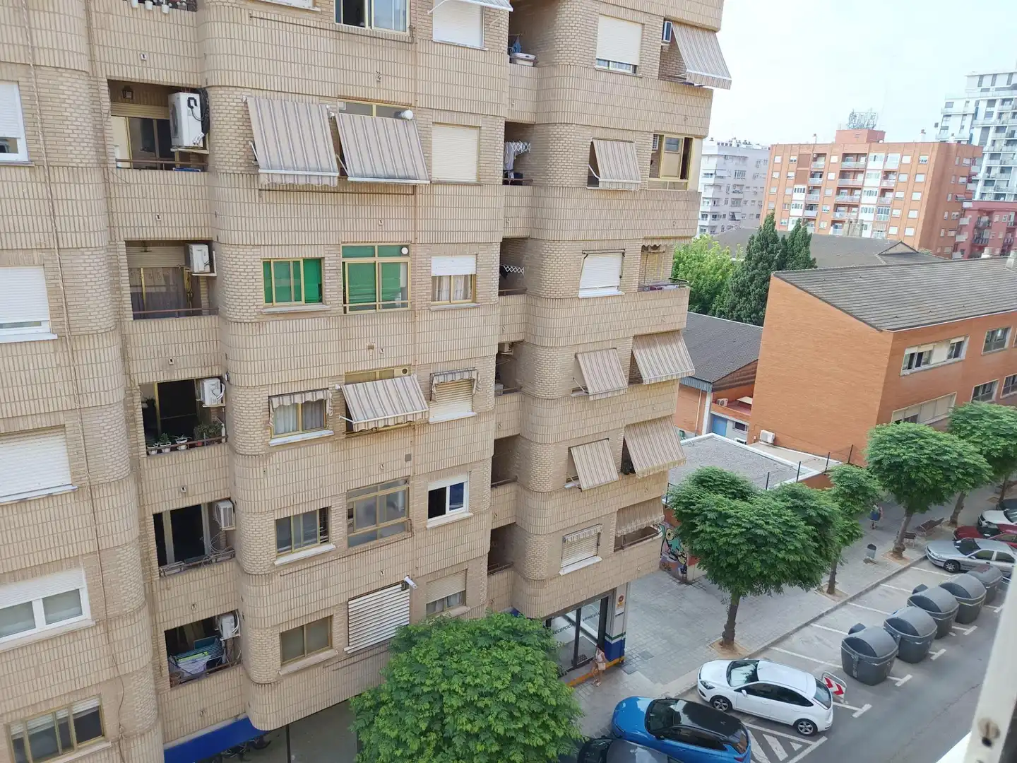 Vista exterior de Piso en venta en Mislata con Aire acondicionado y Balcón