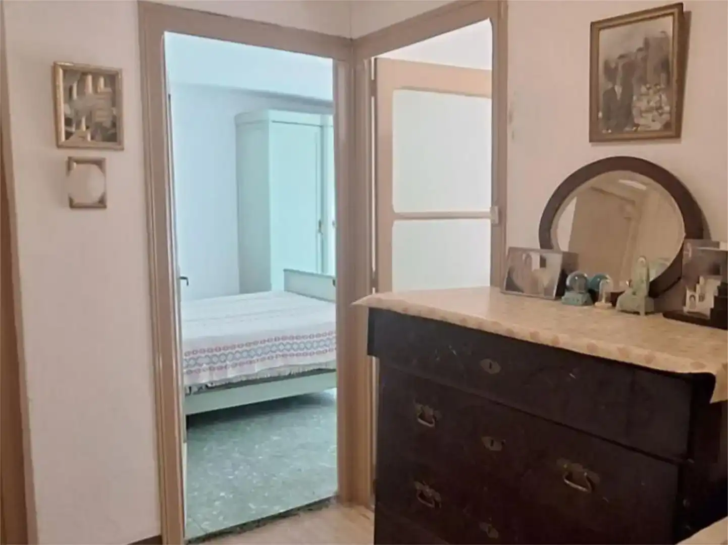 Habitación de Casa adosada en venta en Graus con Jardín privado, Trastero y Amueblado