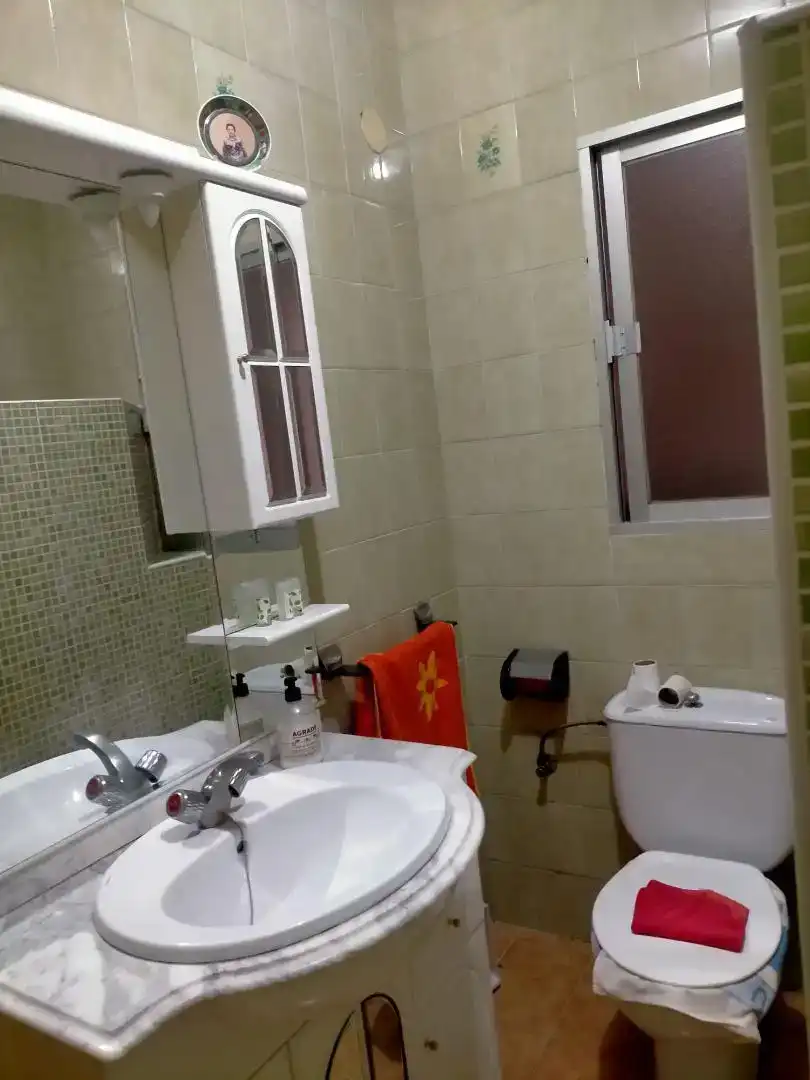 Baño de Piso en venta en Usagre con Trastero, Amueblado y Horno