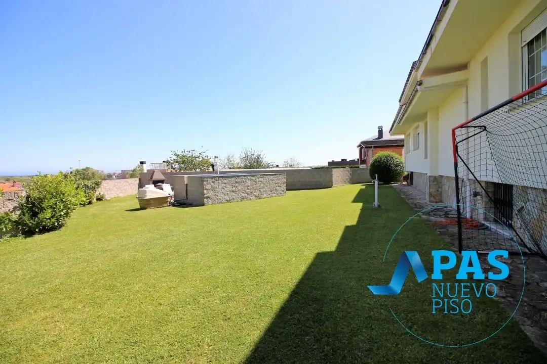 Garden of Houses for sale in Santander  with Heating, Private garden and Terrace