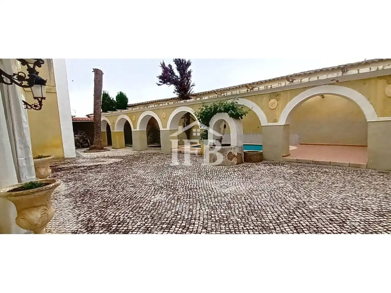 Exterior view of Houses for sale in Herreruela  with Terrace and Swimming Pool