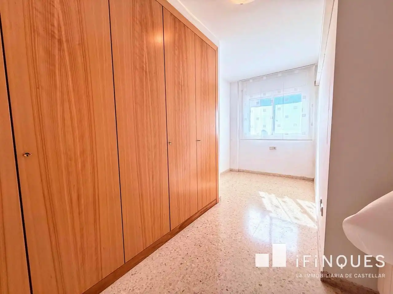 Habitación de Casa o chalet en venta en Castellar del Vallès con Aire acondicionado, Calefacción y Jardín privado