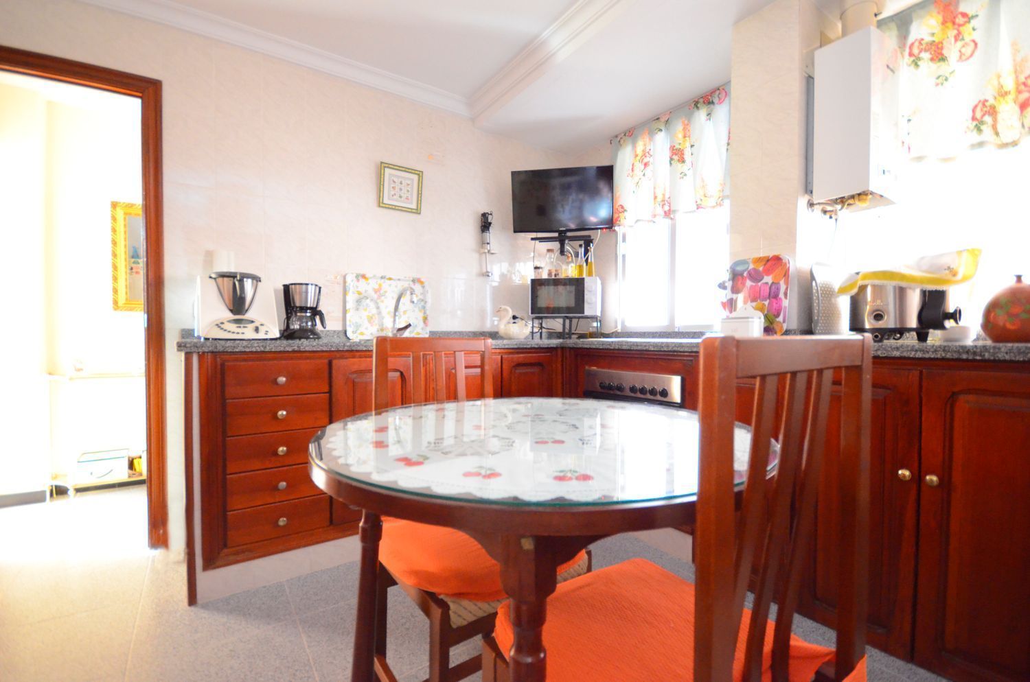 Cocina de Piso en venta en  Huelva Capital