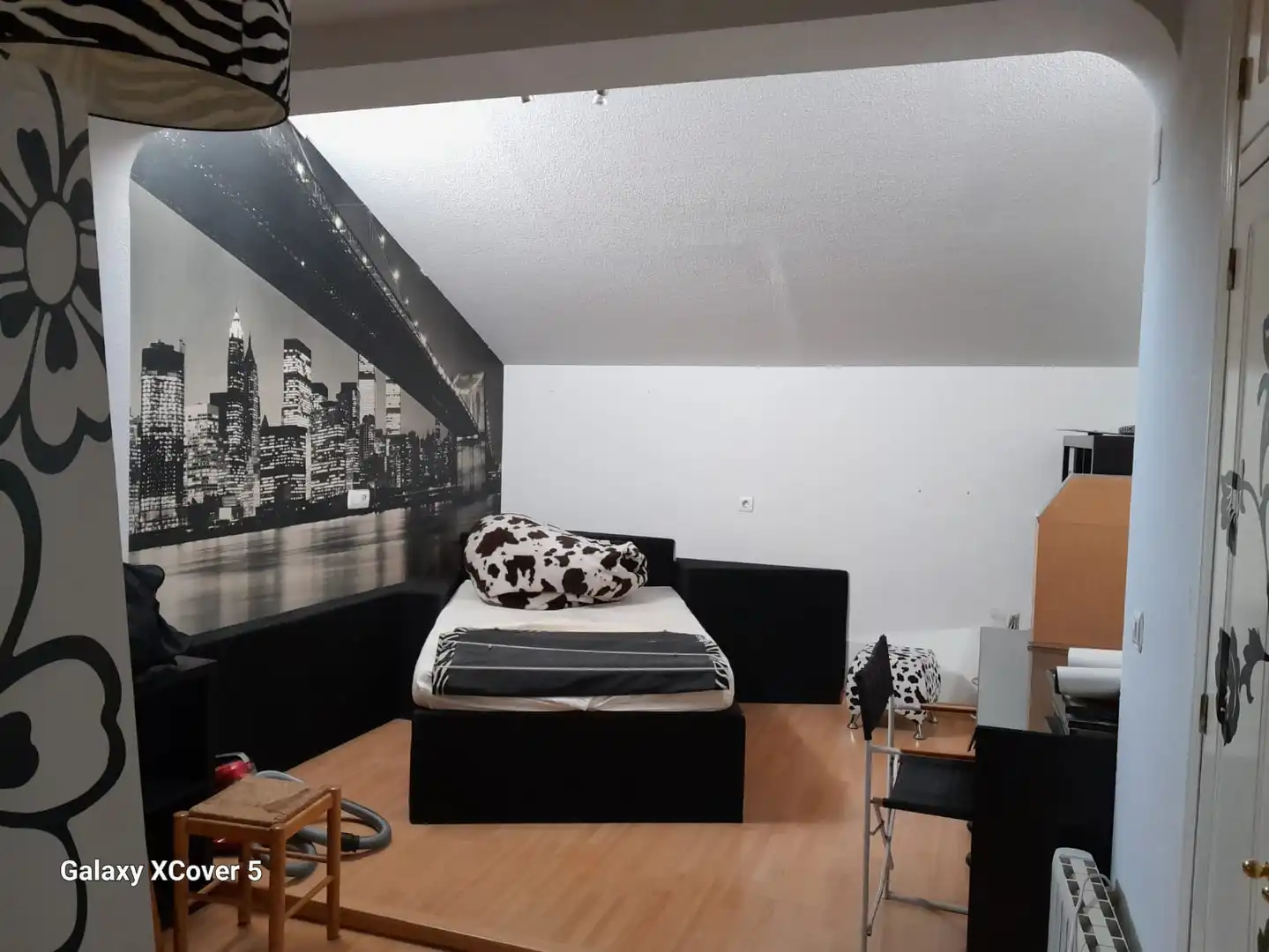 Habitación de Casa adosada en venta en Granada con Aire acondicionado, Calefacción y Terraza