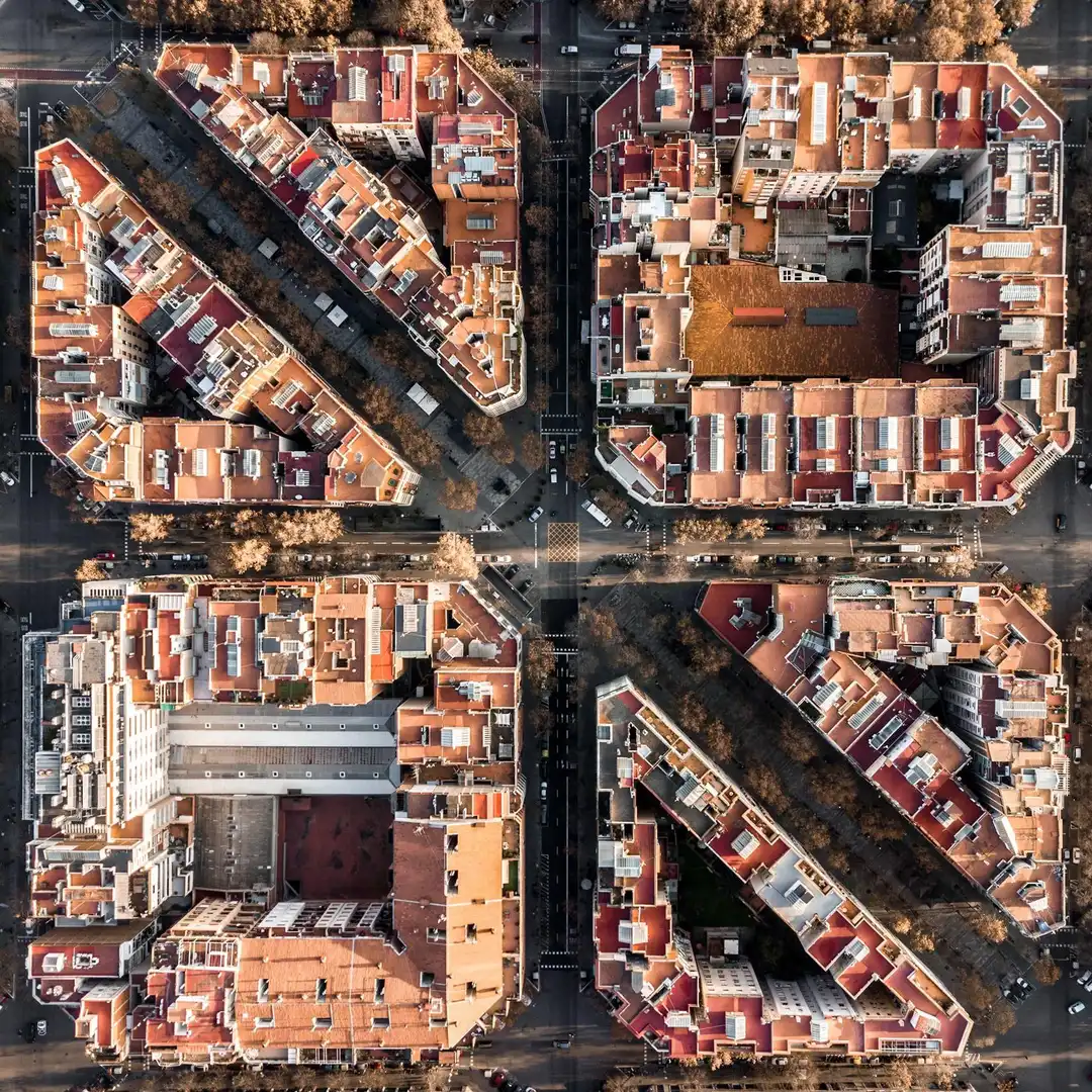 Vista exterior de Edifici en venda en Barcelona