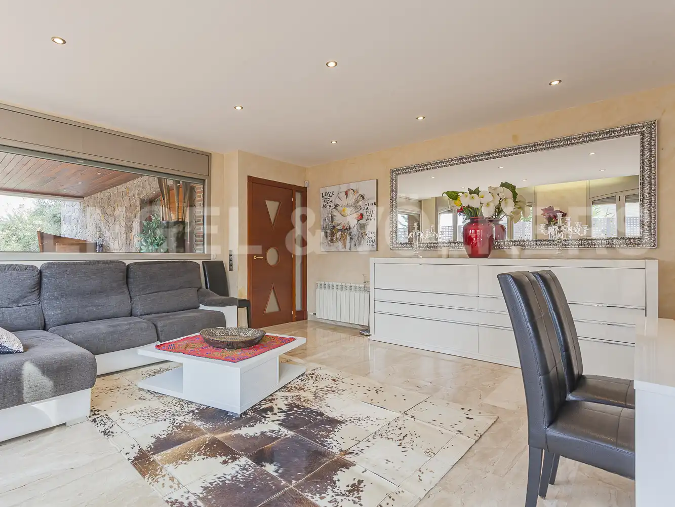 Sala d'estar de Casa o xalet en venda en Viladecavalls amb Aire condicionat, Calefacció i Piscina
