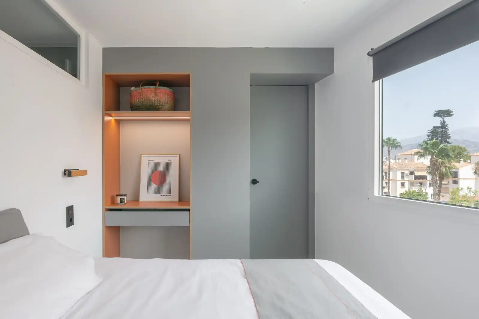 Bedroom of Flat for sale in Vélez-Málaga  with Furnished