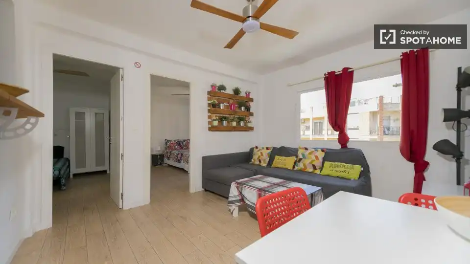 Sala de estar de Piso de alquiler en Valencia con Aire acondicionado, Calefacción y Amueblado