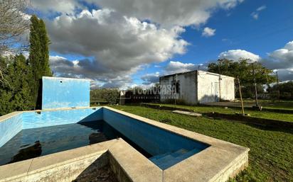 Swimming pool of Country house for sale in Alcalá de Guadaira