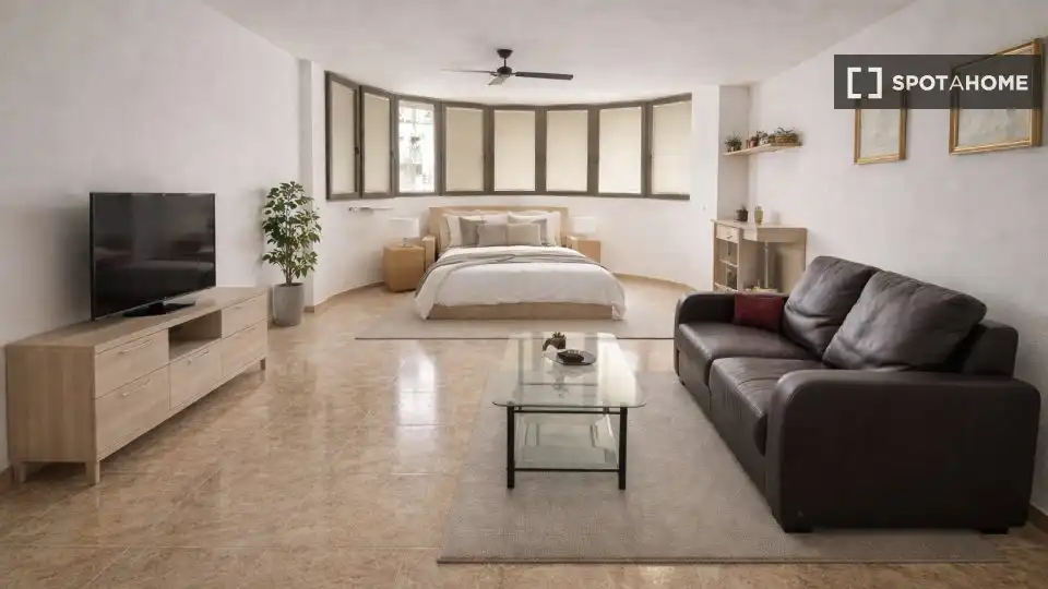 Sala d'estar de Pis per a compartir en Málaga amb Aire condicionat, Calefacció i Moblat