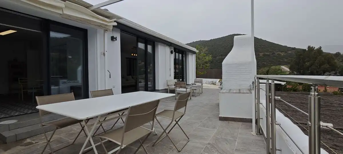 Terrassa de Casa o xalet en venda en Marbella amb Aire condicionat, Jardí privat i Piscina