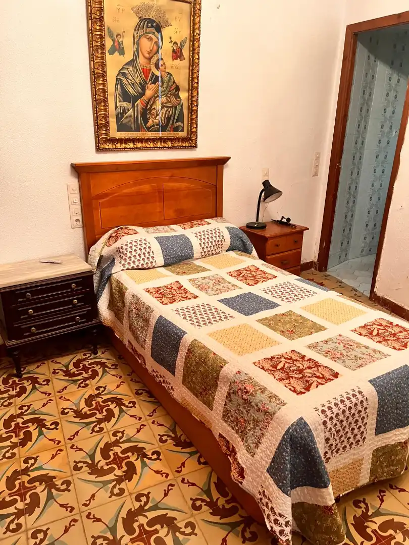 Habitación de Casa o chalet en venta en El Peral   con Calefacción, Terraza y Trastero