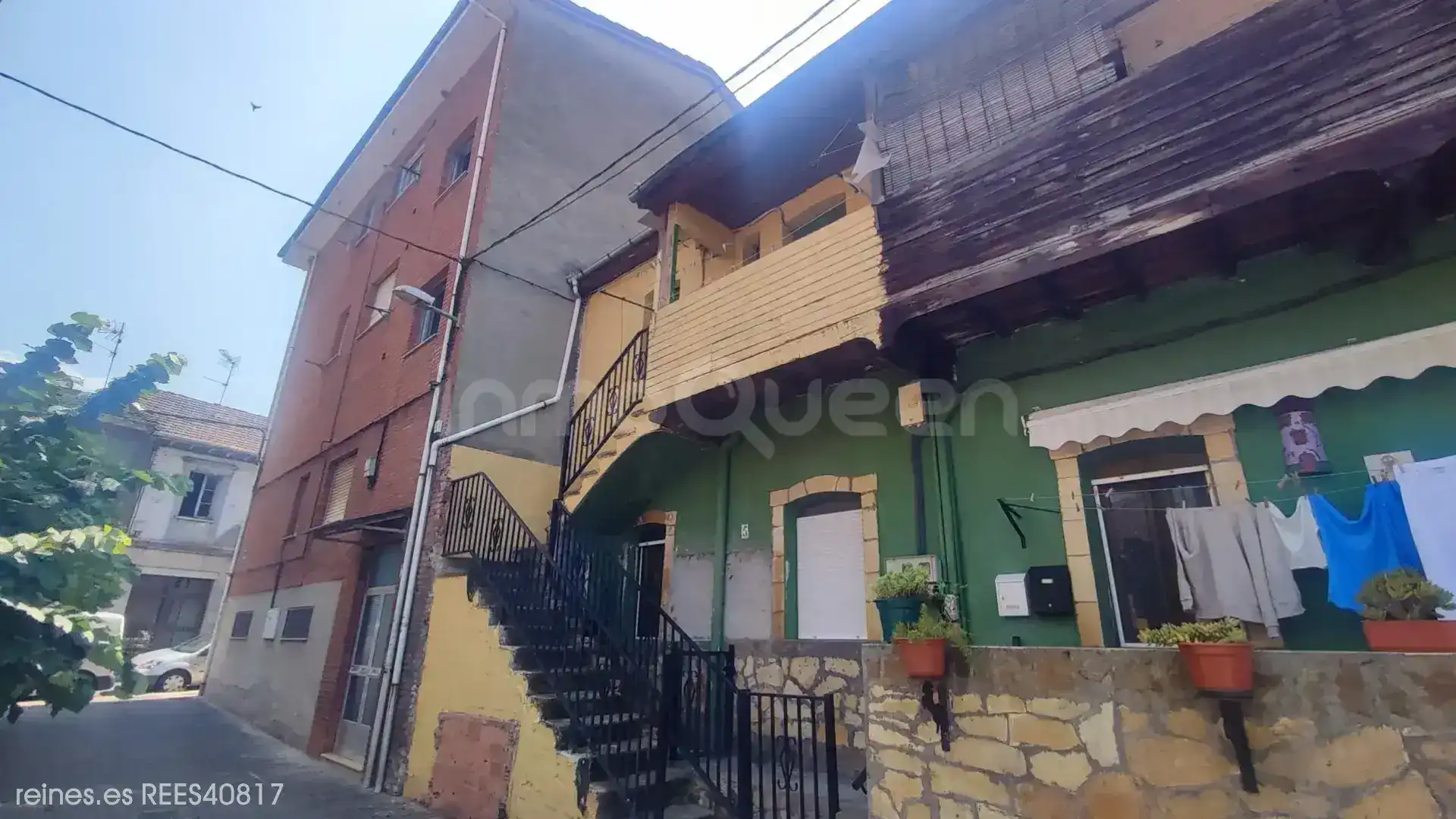 Vista exterior de Piso en venta en Mieres (Asturias) con Calefacción y Amueblado